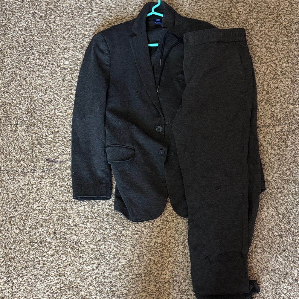 Apt 9 Men's Charcoal Gray Suit Blazer and Pants Set- Final Clearance